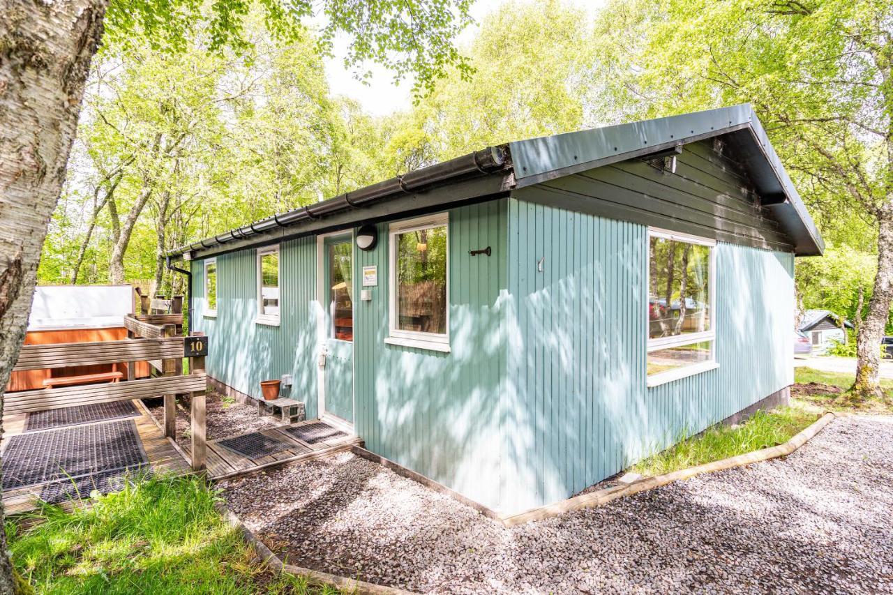 Heather Lodge 10 With Hot Tub Belladrum Bagian luar foto